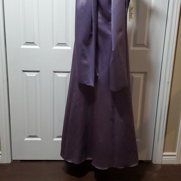 Nu mode prom or bridesmaid dress size 7/8 - Picture 2 of 4